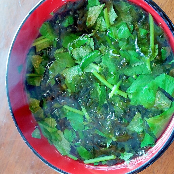 三つ葉と地海苔のお吸い物